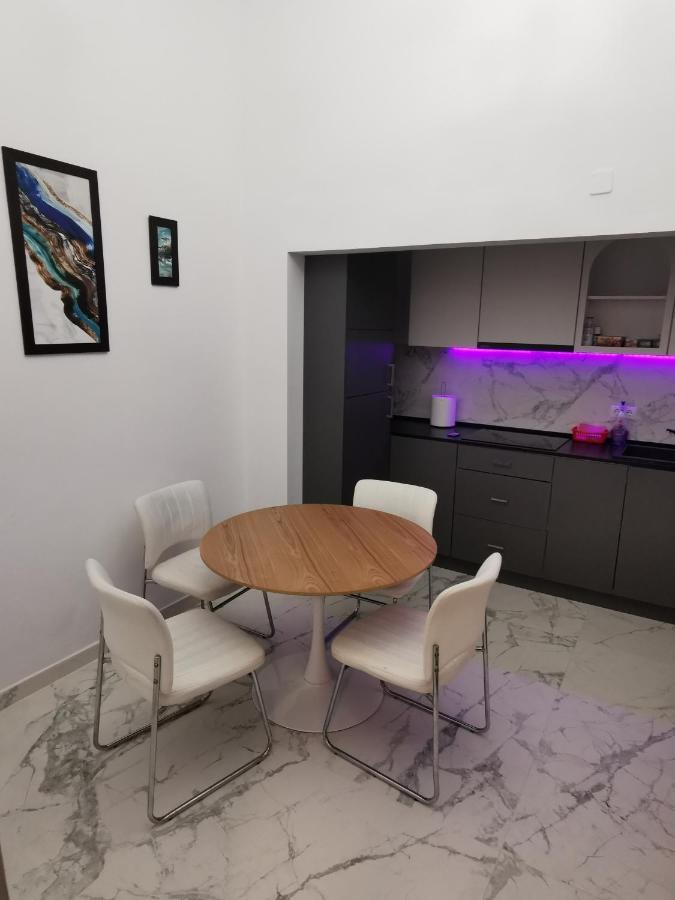 Central Designer Flat Oradea Exterior foto